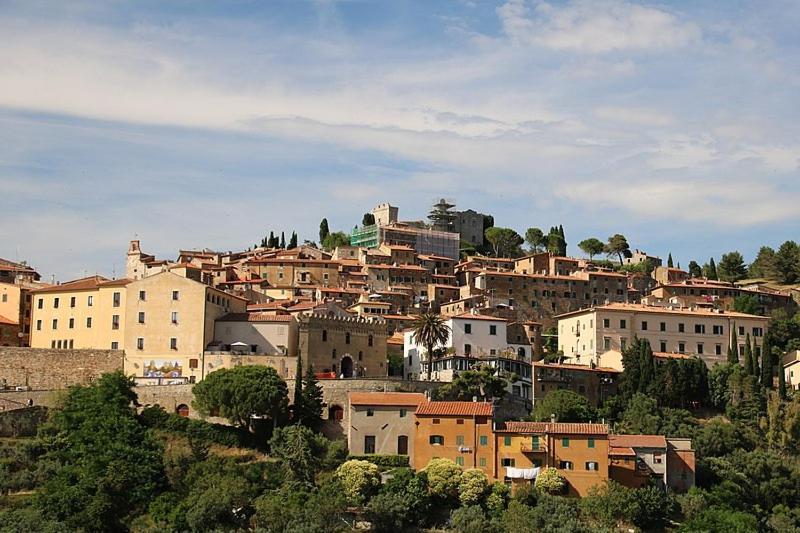 Camere Vecchia Fonte Campiglia Marittima Buitenkant foto